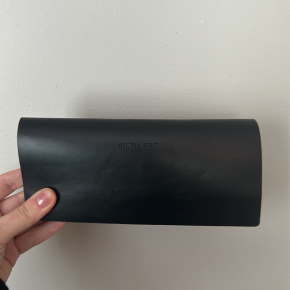 YSL sunglasses - Picture 5 of 6